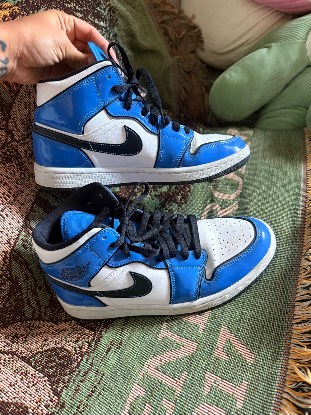 Air Jordan 1 mid SE ‘signal blue